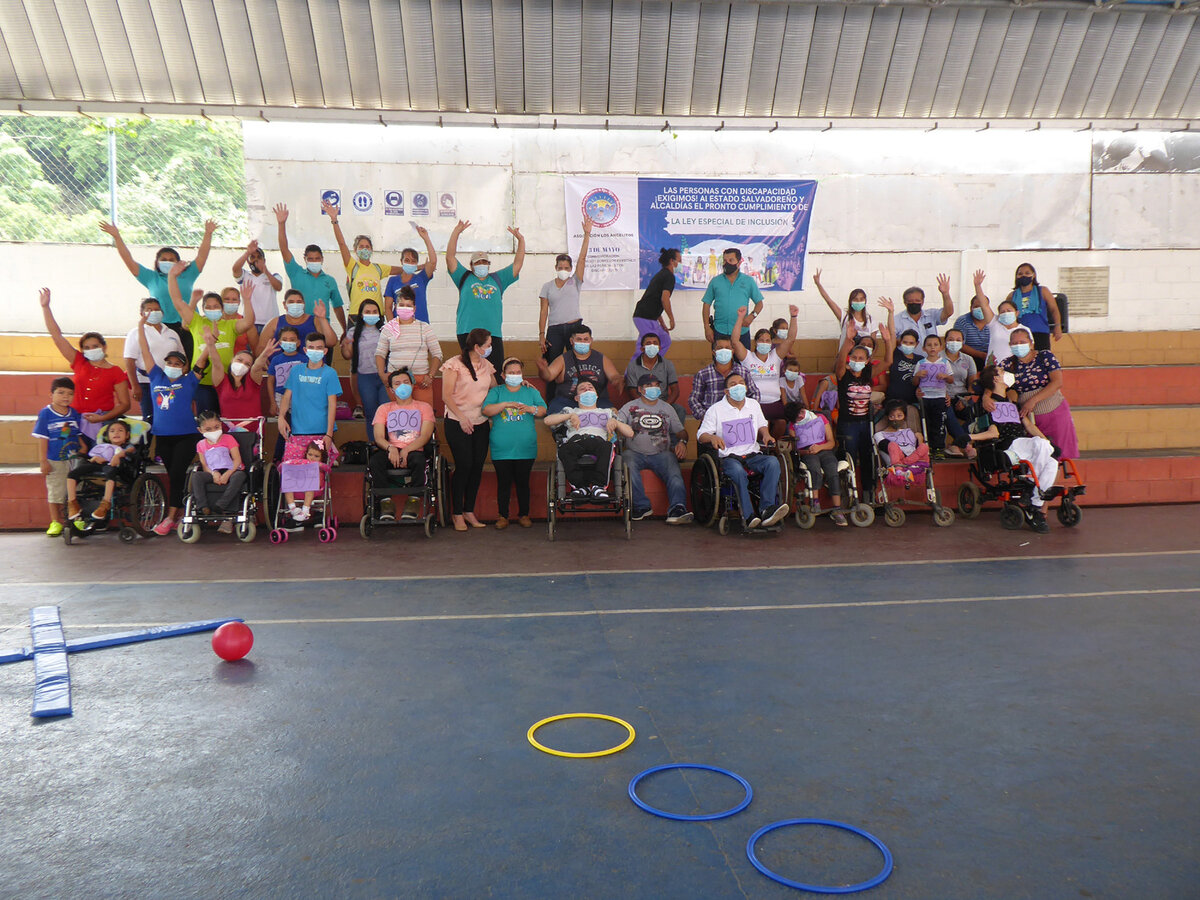 Wegen der Coronapandemie konnte das nationale Sportfest dieses Jahr nur regionalund mit kleinen Gruppen durchgeführt werden. Foto: © Los Angelitos <br>