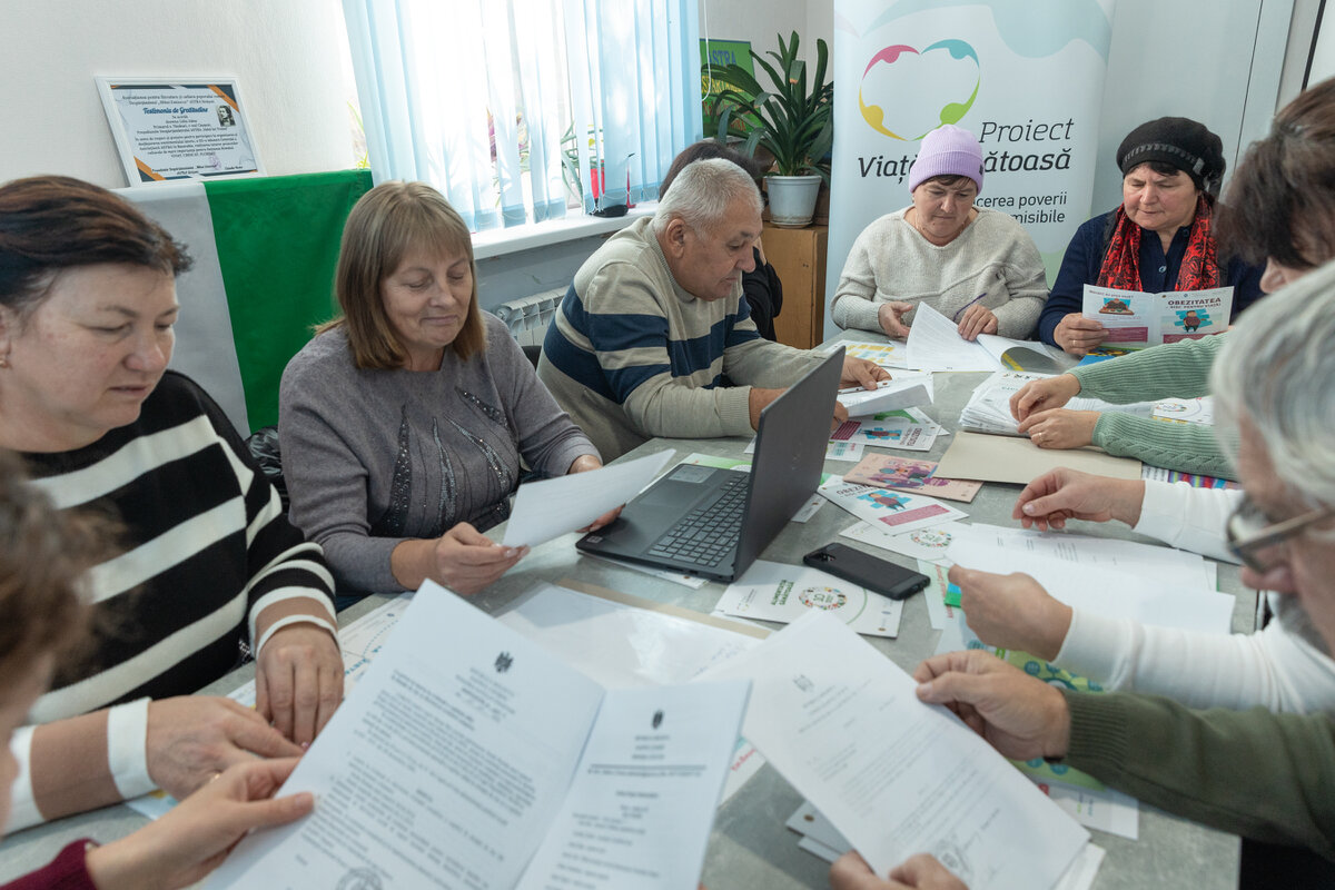 Community Multidisciplinary team from Tanatari, Causeni district develop the Integrated Care Action Plan. Photo: © Swiss TPH 