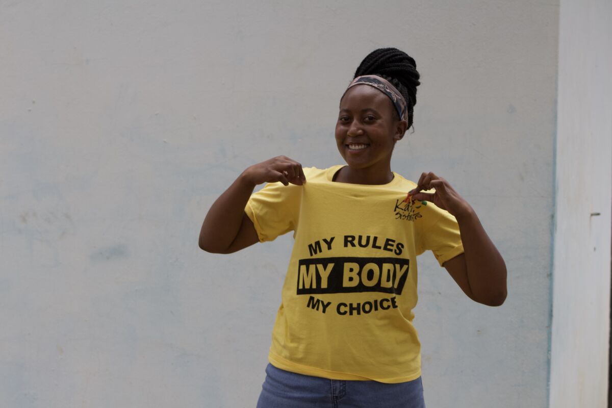 How to make sure Zimbabwean youths and youth organizations can advocate for sexual reproductive health and rights? 