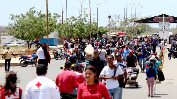 Exode des Vénézuéliens: la Croix-Rouge apporte son aide